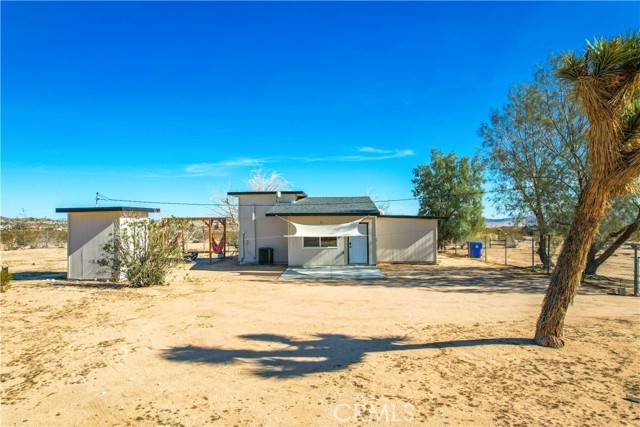 Joshua Tree, CA 92252,62616 Sunny Sands Drive