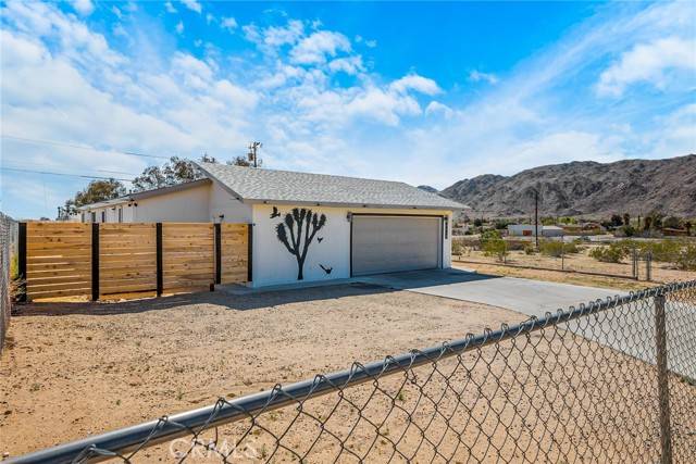 29 Palms, CA 92277,6415 Lupine Avenue