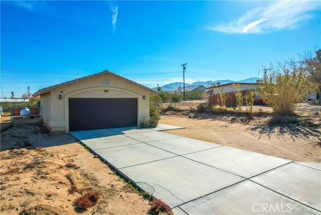 29 Palms, CA 92277,6723 Pine Spring Avenue