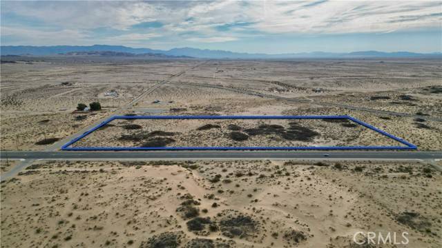 29 Palms, CA 92277,204 Adobe