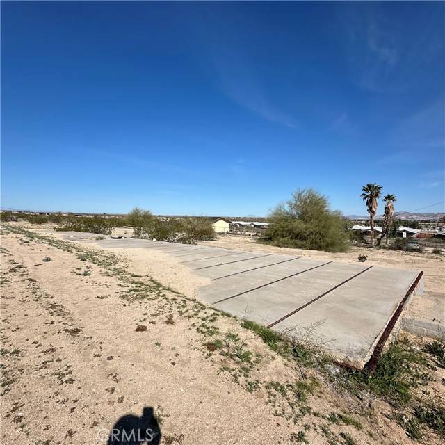 29 Palms, CA 92277,6136 Adobe