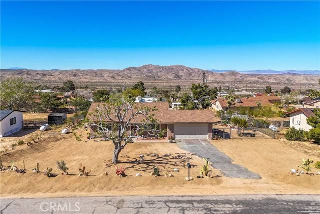 Joshua Tree, CA 92252,60634 Pueblo Trail