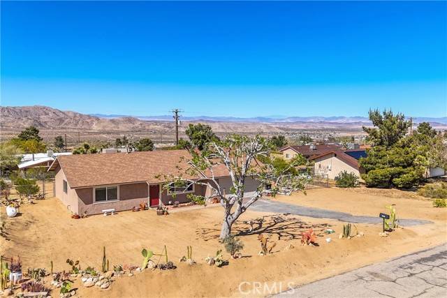 Joshua Tree, CA 92252,60634 Pueblo Trail