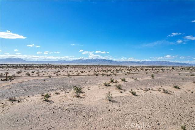 29 Palms, CA 92277,39301 Grimm