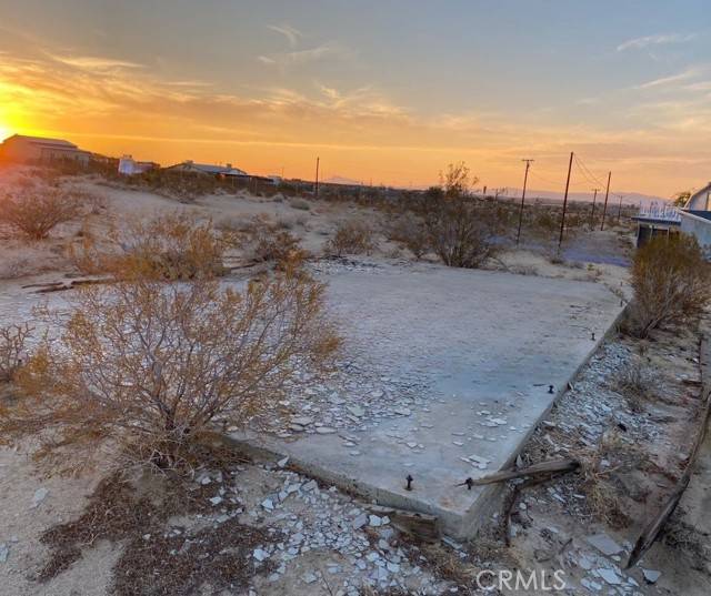 29 Palms, CA 92277,1 Desert Heights