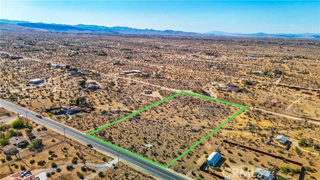 Yucca Valley, CA 92252,1 Buena Vista