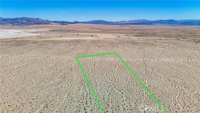 29 Palms, CA 92277,592 Ironage Rd