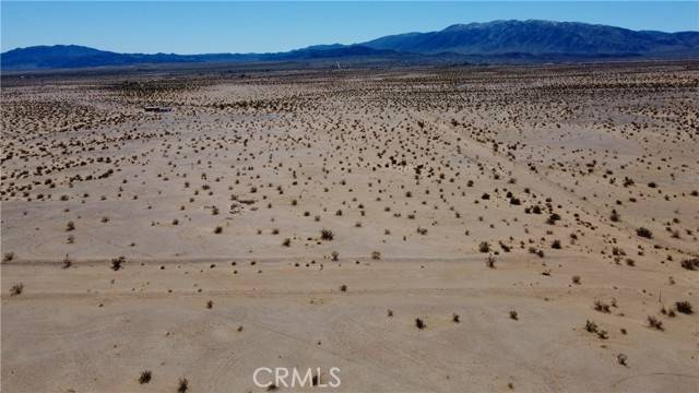 29 Palms, CA 92277,6 Topaz
