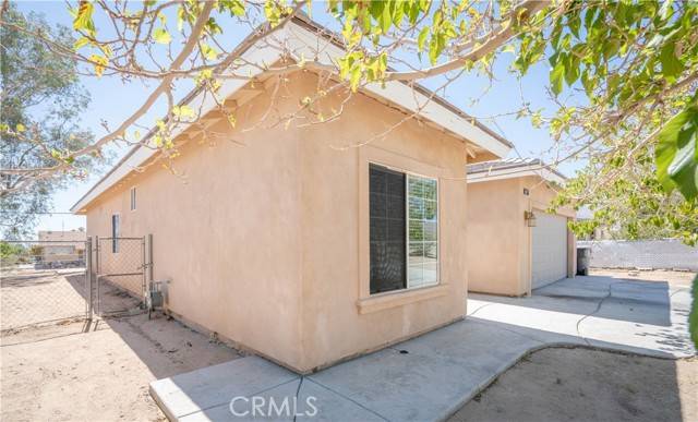29 Palms, CA 92277,5439 Encelia Drive