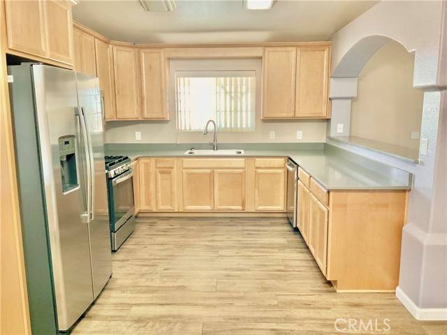 29 Palms, CA 92277,6403 Timothy Avenue