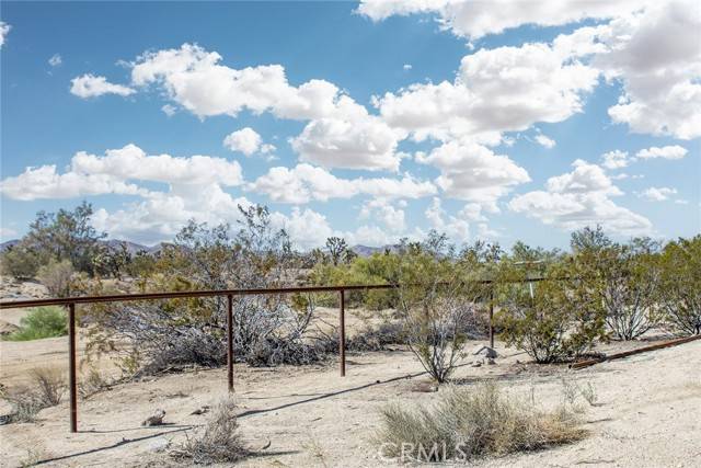 Yucca Valley, CA 92284,1 Avalon