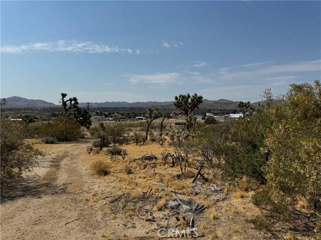 Yucca Valley, CA 92284,57631 Warren