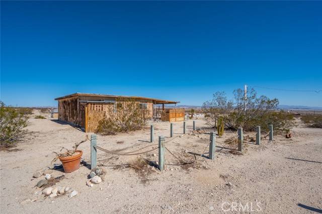 29 Palms, CA 92277,67722 Pole Line Road