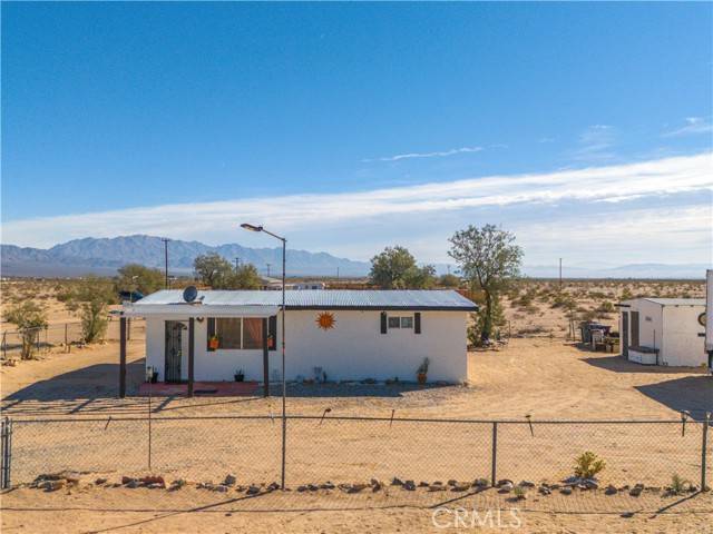 29 Palms, CA 92277,81412 Picadilly Road