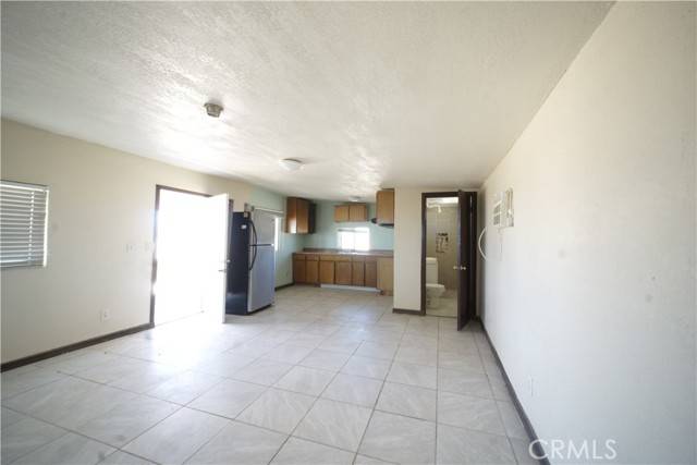 29 Palms, CA 92277,82654 Carey Road