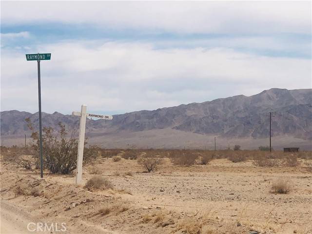 29 Palms, CA 92277,0 Near Raymond