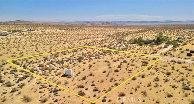 Joshua Tree, CA 92252,5130 Shadow Mountain