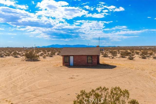 Joshua Tree, CA 92252,65419 Daisy Lane