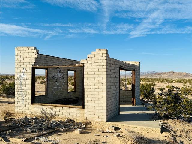 29 Palms, CA 92277,1234 Raymond
