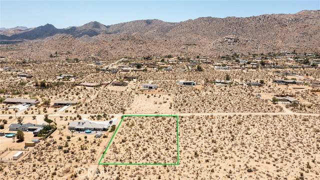 Joshua Tree, CA 92252,61246 Melton