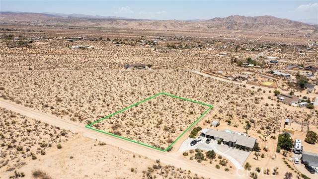 Joshua Tree, CA 92252,61246 Melton