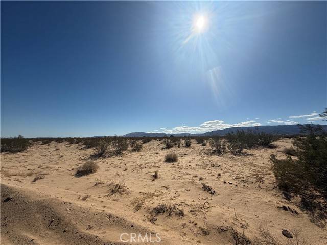 29 Palms, CA 92277,5101 Gilbert