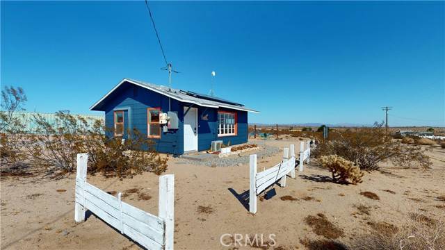 29 Palms, CA 92277,68310 Emerald Road