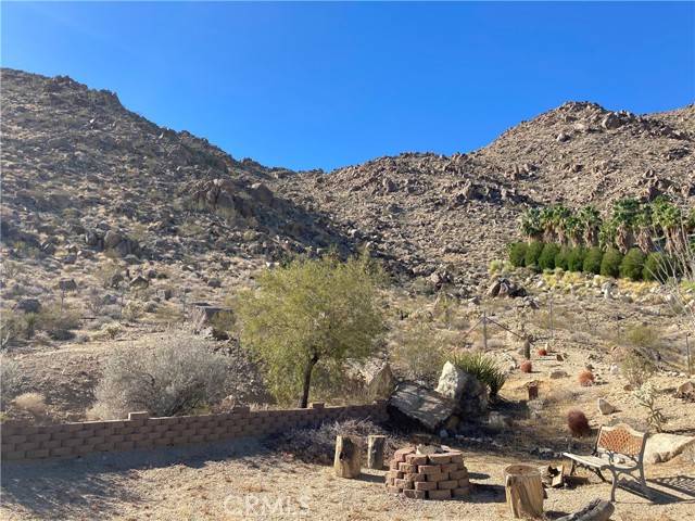 29 Palms, CA 92277,70447 Serrano Drive