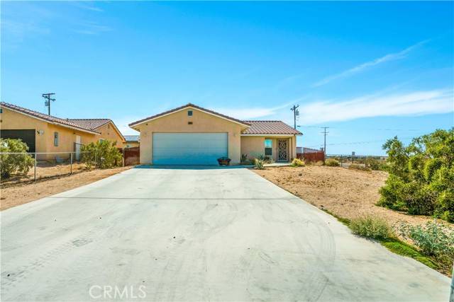 29 Palms, CA 92277,6528 29 Palms