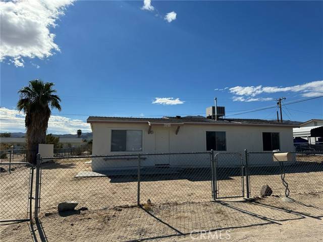 29 Palms, CA 92277,73933 Casita Drive