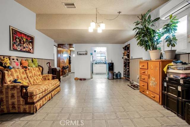 29 Palms, CA 92277,72742 Granite Avenue