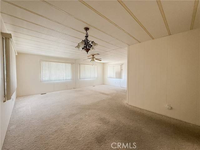 Yucca Valley, CA 92284,7501 Palm #114