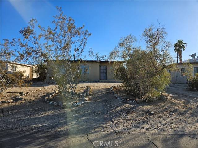 29 Palms, CA 92277,74955 Serrano Drive