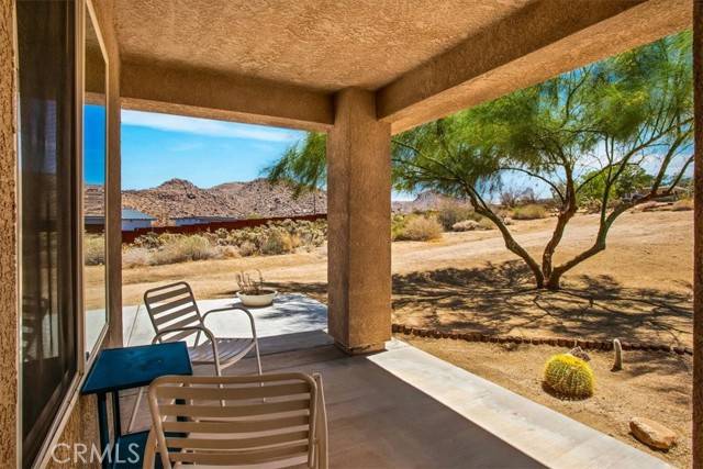 Joshua Tree, CA 92252,61850 Alta Vista Drive