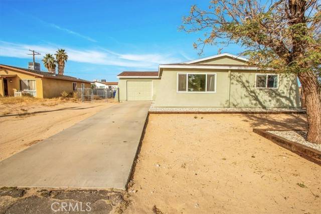 29 Palms, CA 92277,73998 Casita Drive