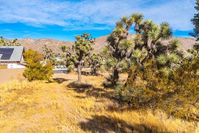 Yucca Valley, CA 92284,10 Santa Fe Trail