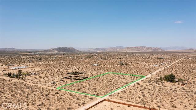 Landers, CA 92285,1448 Columbus