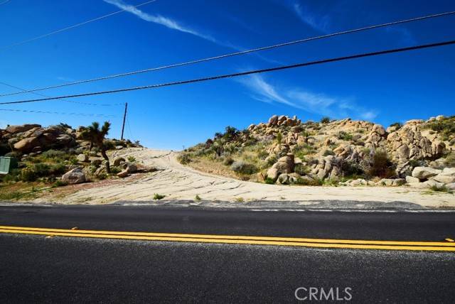 Yucca Valley, CA 92284,57235 Farrelo