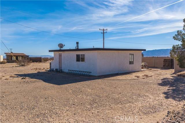 29 Palms, CA 92277,69054 Pole Line Road