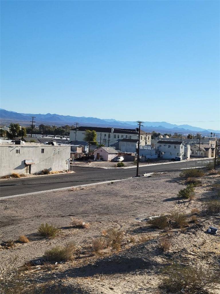 Needles, CA 92363,1 3rd