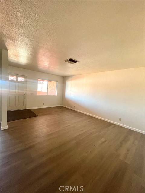 29 Palms, CA 92277,73627 Raymond Way