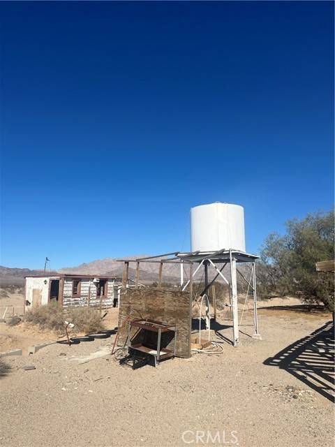 29 Palms, CA 92277,85352 Raymond Drive