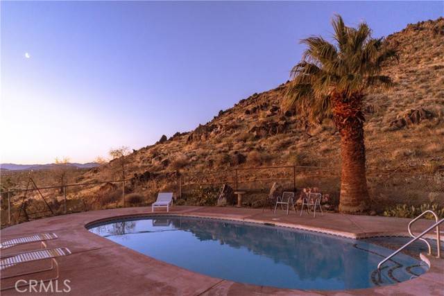 Landers, CA 92285,828 N Wamego Trail