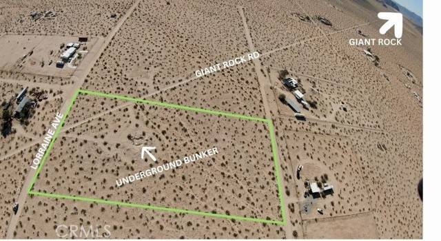 Landers, CA 92285,60426 Lorraine