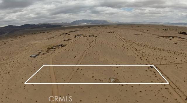 29 Palms, CA 92277,82539 Valle Vista