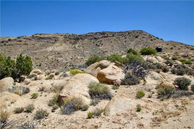 Pioneertown, CA 92268,5051 Chapparosa