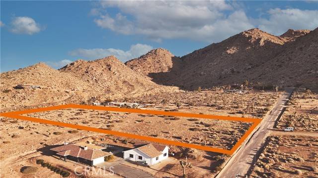 Joshua Tree, CA 92252,7979 Wesley