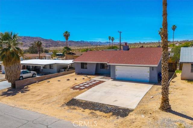 29 Palms, CA 92277,6070 Chia Avenue