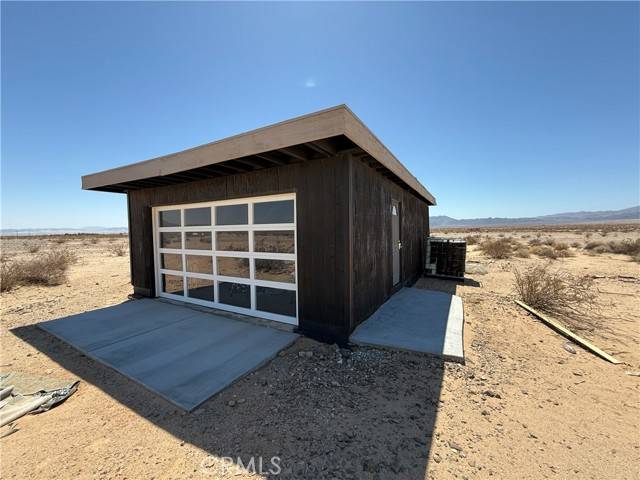 29 Palms, CA 92277,82315 Raymond Drive