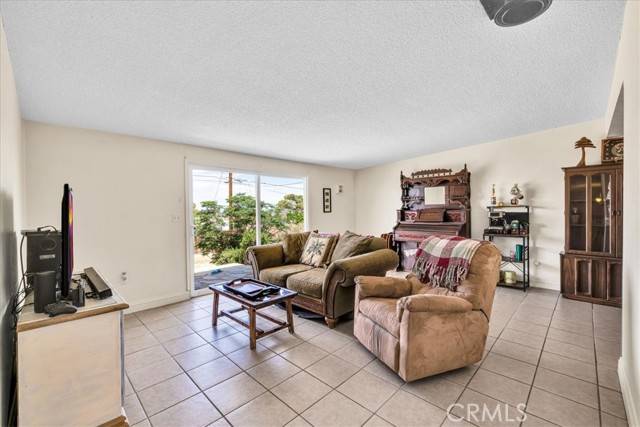 Joshua Tree, CA 92252,61480 Alta Vista Drive